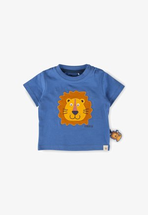 Blaues Kurzarm-Toddler-Shirt mit einer applizierten, lächelnden orangefarbenen Löwengesicht und zwei Schulterknöpfen für einfaches Anziehen.