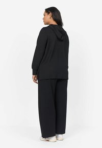 Wasabi Concept WA-SABINA 13 - Mikina so zipsom - black