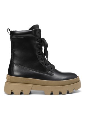 MOD PETRA - Plateaustiefelette - black