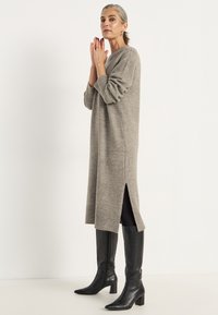 Cellbes of Sweden SOFT - Gebreide jurk - beige   melange