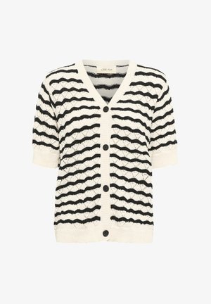 Črno-bela pletena jopica s kratkimi rokavi, ki ima vzorec valov, V-izrez in pet črnih gumbov spredaj.