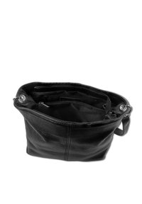 Zwarte leren handtas met een ruime binnenkant, heeft zilverkleurige hardware en een open topontwerp. Inclusief interne rits- en insteekvakken.