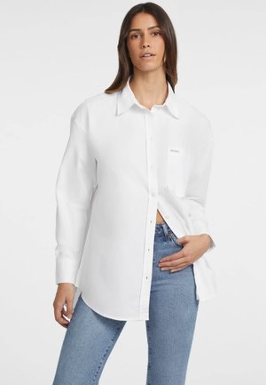 LANGARM-TASCHEN  - Camicia - weiß
