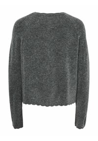 Pelēks vilnas džemperis ar garām piedurknēm, ribveida tekstūru, apaļu izgriezumu kaklam un viļņotu apakšmalu. Tam ir brīvs piegriezums un nav redzamu aizdares elementu.