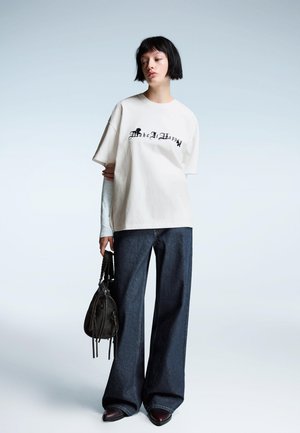 Bershka SHORT SLEEVE  - T-shirt med print - white