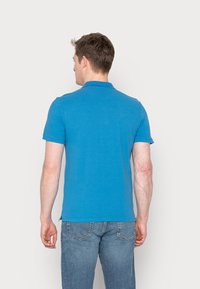 TOM TAILOR BASIC  - Polo - vallarta blue