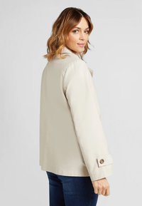 Luisa Viola Blazer - beige