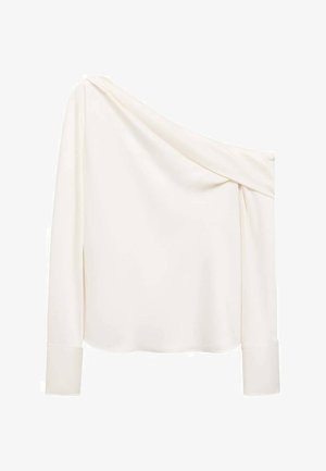 Bluzka z odkrytymi ramionami i długimi rękawami w miękkim białym materiale. Posiada luźny krój oraz mankiety, gładką teksturę i delikatny połysk.