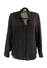 Camisa negra de manga larga con botones y cuello, hecha de una tela suave. Presenta un bolsillo y un bordado de encaje a lo largo del escote.