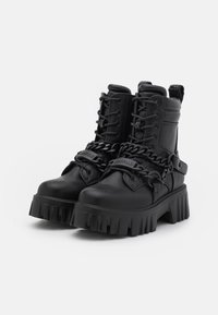 Buffalo LION MID CHAIN - Stivaletti con plateau - black