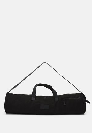 THE MAT DUFFLE - Treningsbag - black