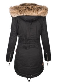 Parka negra con ribete de piel sintética en la capucha, cintura ajustable con cordón y bolsillos laterales con cremallera. Tejido suave con mangas largas.