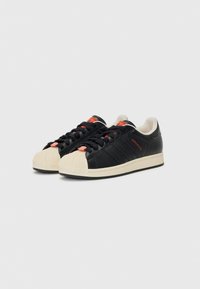 adidas Originals SUPERSTAR II UNISEX - Tenisky - core black/cream white