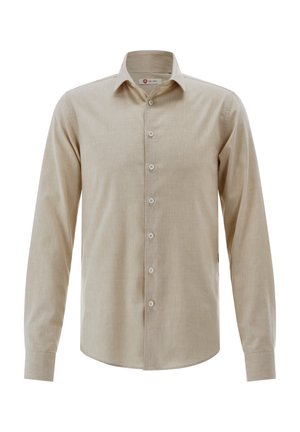 Beige Langarm-Hemd zum Knöpfen mit klassischem Kragen und geknöpften Manschetten, dargestellt vor weißem Hintergrund.