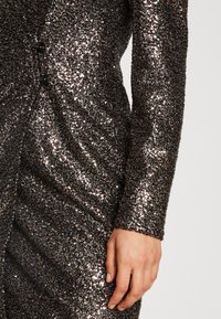 Scotch & Soda MINI DRESS IN MIXED SEQUINS - Cocktail φόρεμα / Φόρεμα για πάρτι - mixed metal