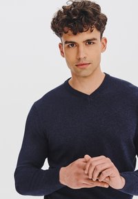 Pako Lorente - Sweter