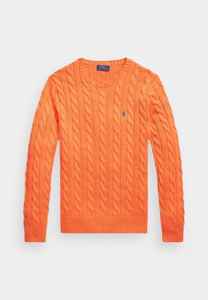 Cable-knit sweater in vibrant orange, featuring a round neckline, ribbed cuffs and hem, with a small blue logo on the chest.