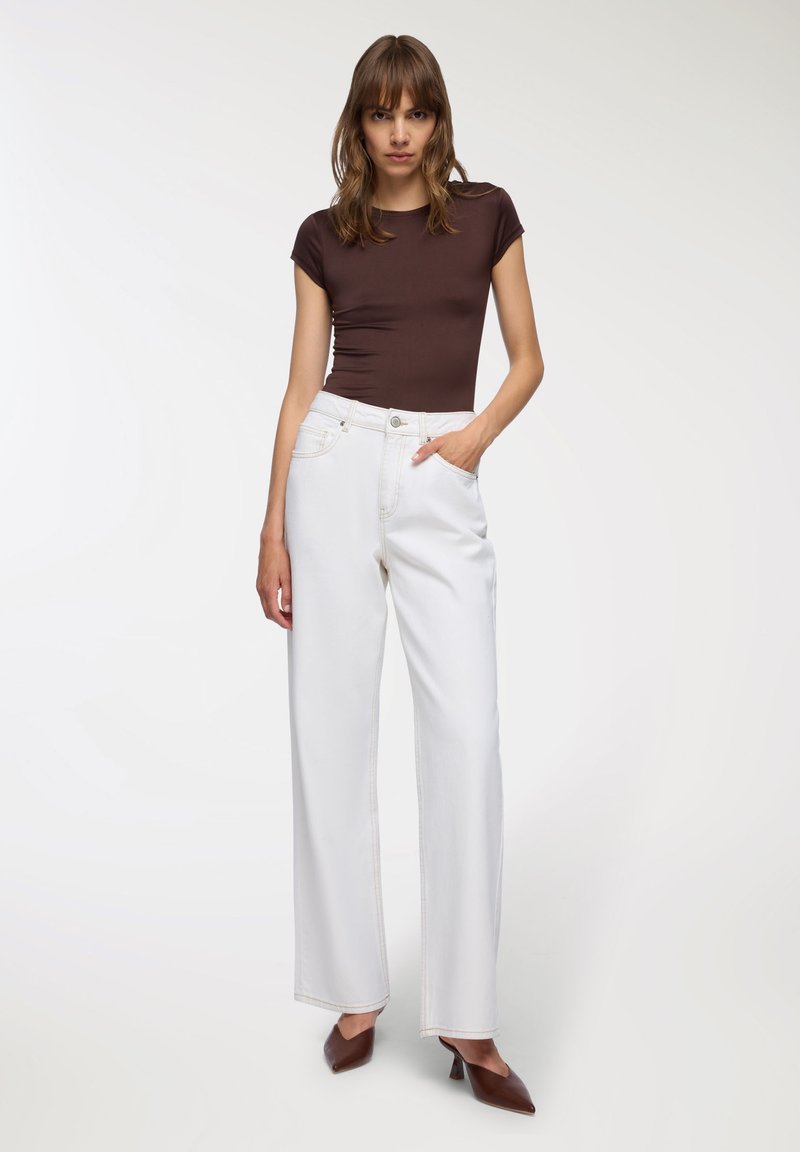 Terranova WIDE CINQUE TASCHE Jeans a sigaretta bianco lana