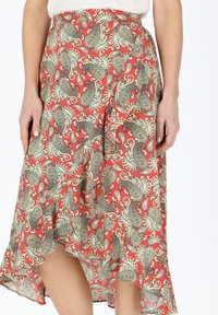 Seaside SANKT CLAUD  - Wikkelrok - paisley raspberry