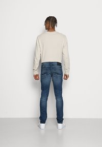 Jack & Jones JJIGLENN JJORIGINAL - Calças de ganga justas - blue denim