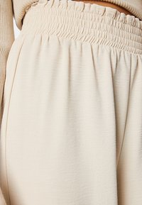 Bubbleroom SMOCK WAIST TROUSERS - Broek - tan
