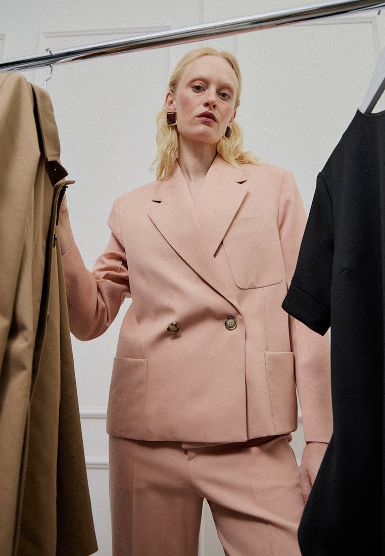 Victoria Beckham Blazer abrikoos Victoria Beckham Blazer abrikoos
