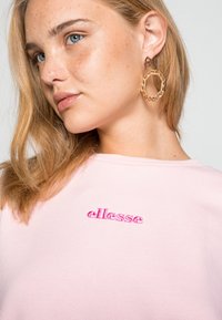 Ellesse NOLENA HOODIE - Camisola - pink