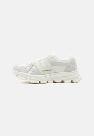Armani Exchange CRASH - Sportcipő - white/off white