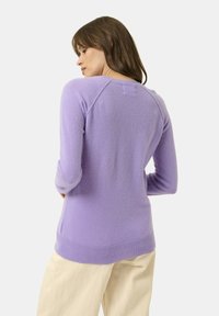 Just Cashmere ROUND NECK - Stickad tröja - lavande