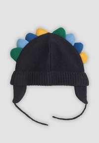 Gebreide zwarte muts met oordoppen, uitgerust met kleurrijke spikes in geel, groen, blauw en donkerblauw. Inclusief verstelbare touwtjes bij de kin.
