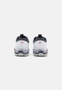 Mizuno WAVE STEALTH 6 - Handball shoes - white/salsa/black