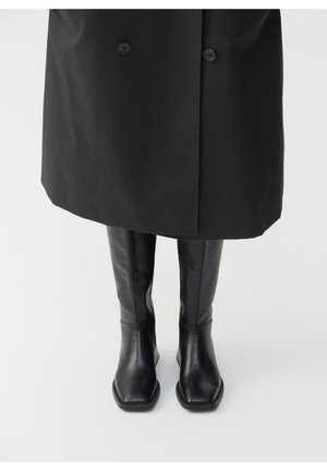 Boots - black