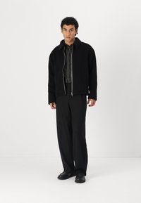 Libertine-Libertine LUNAR - Lengva striukė - black