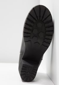 Tata Italia Botines bajos - black
