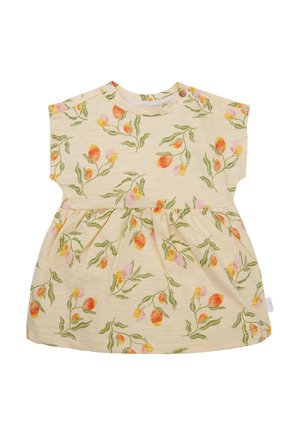 Robe florale jaune avec des manches courtes, un col rond et une jupe froncée ornée de motifs floraux orange, rose et vert.