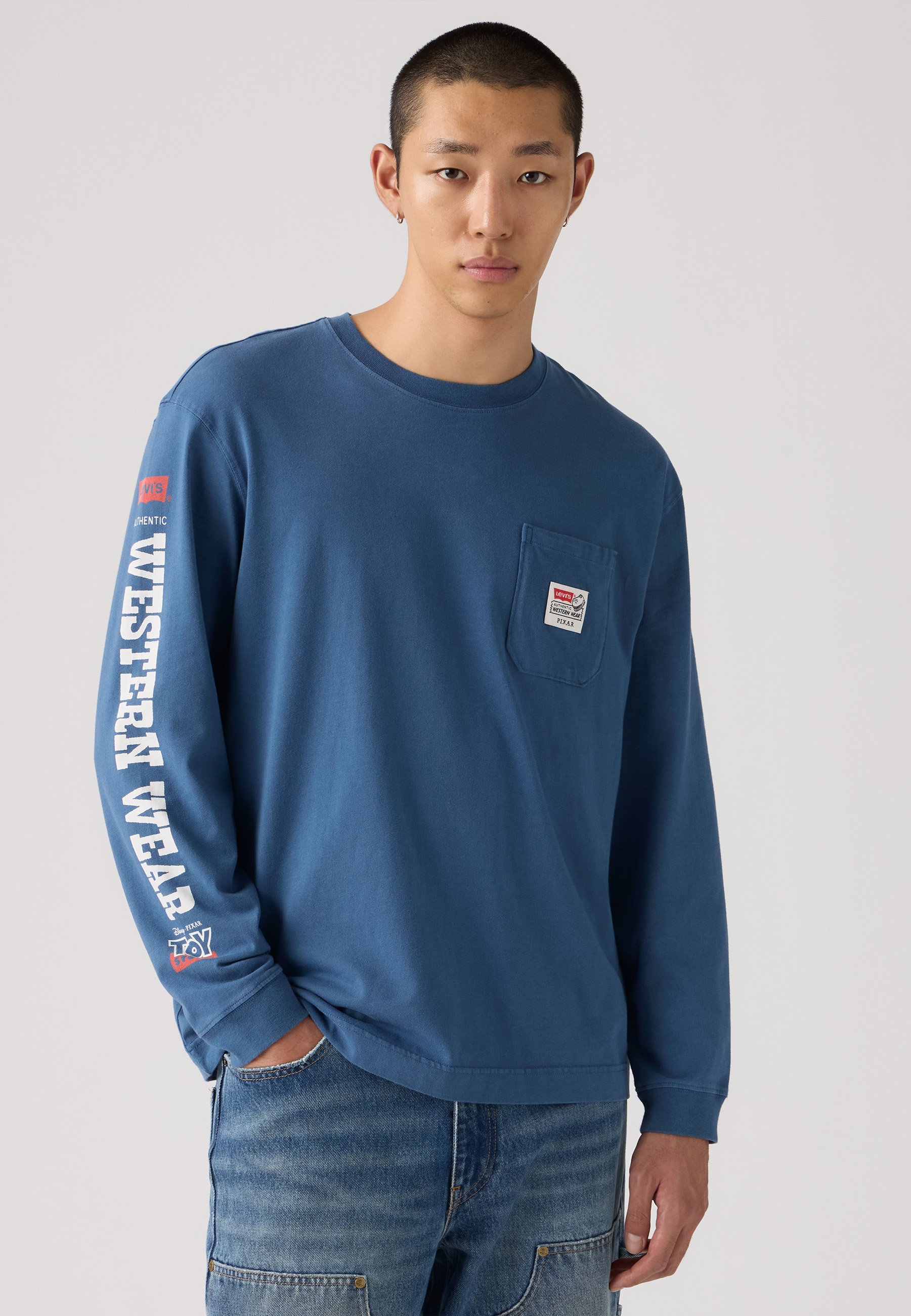 Levi's® TOY STORY LONG SLEEVE POCKET TEE - Long sleeved top - x ts