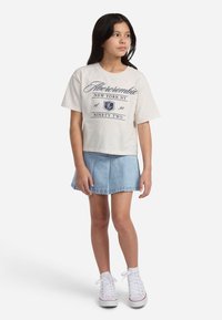 Abercrombie & Fitch PULL TAB PLEATED SKORT - Denimová sukňa - twirl