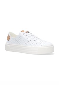 Weiße durchbrochene Sneaker mit einer strukturierten weißen Sohle und einem sandfarbenen Akzent an der Ferse. Mit flachen Schnürsenkeln und einem runden Zehendesign.