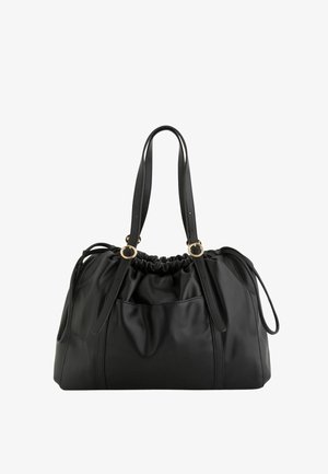 Sac à main en cuir souple noir avec haut froncé, poche avant, double anse d'épaule et détails en anneaux métalliques dorés.