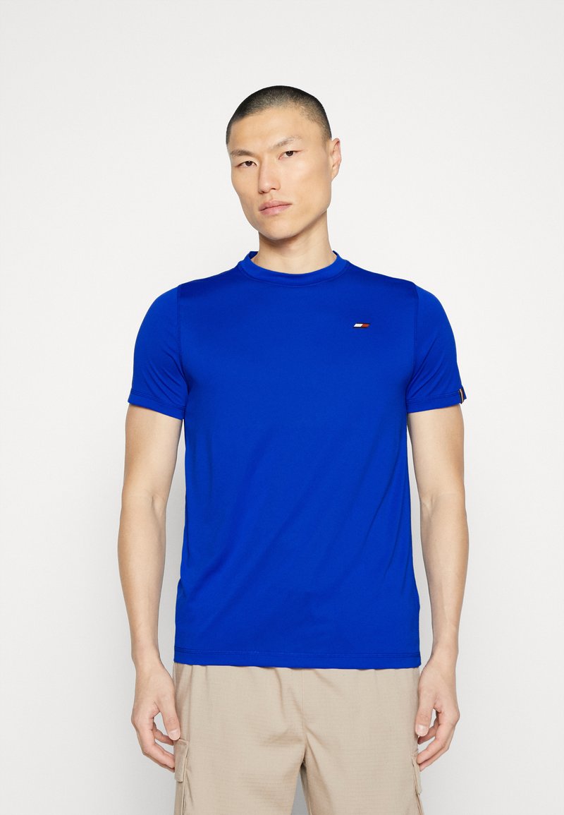 Tommy Hilfiger ESSENTIALS TRAINING SMALLOGO TEE Tshirts basic