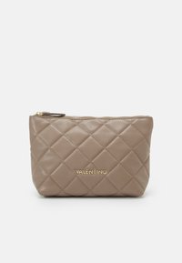 Nem kiválasztott, taupe