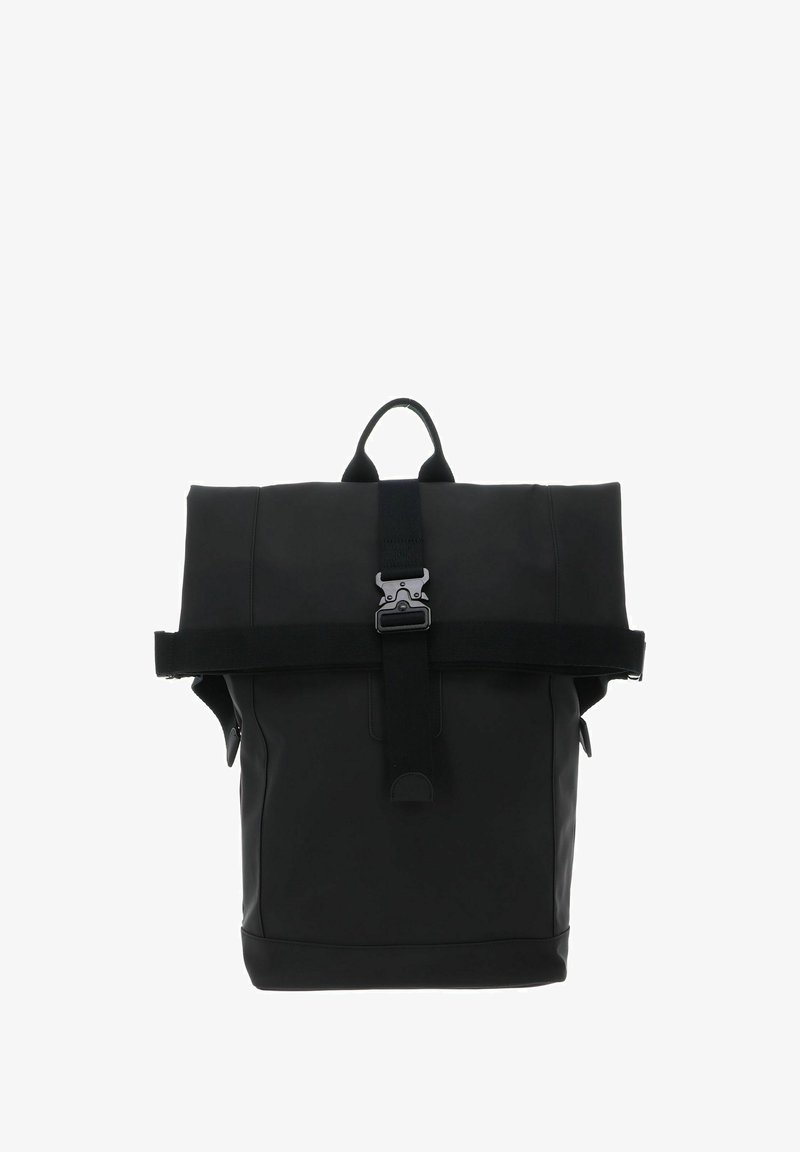 Sac à dos noir en matériau lisse, doté d'une fermeture à enroulement, d'une sangle noire réglable et de boucles métalliques. Poches latérales incluses.