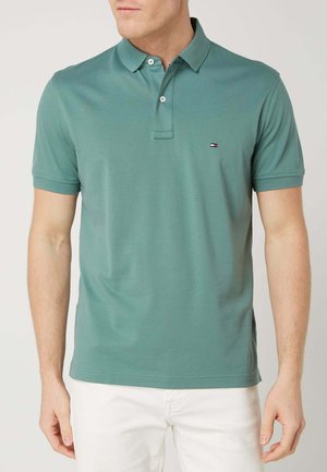 Tommy Hilfiger, REGULAR FIT  - Polo - schilf
