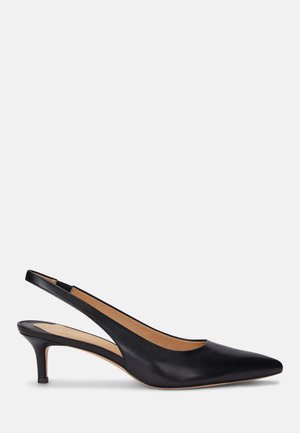 Sort læder slingback pumps med spids tå og lav kitten hæl, vist i sideprofil på hvid baggrund.