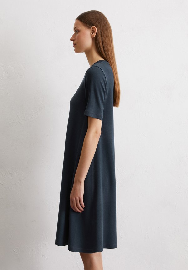 WIDE SEAM ROUND-NECK SHORT SLEEVE - Jersey dress4
