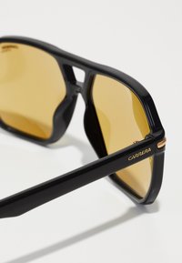 Carrera Solbriller - black/yellow