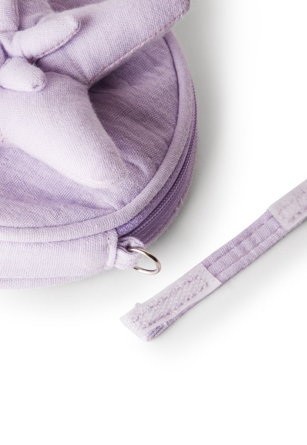 WITH STAR APPLIQUE. – Umhängetasche – violet