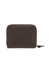 Portefeuille compact en cuir marron foncé avec des bords arrondis et une fermeture éclair, doté d'une petite languette en cuir sur fond blanc.