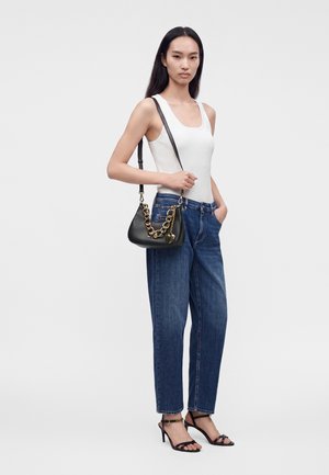 Love Moschino, BRIGHT LOVE - Τσάντα χειρός - black