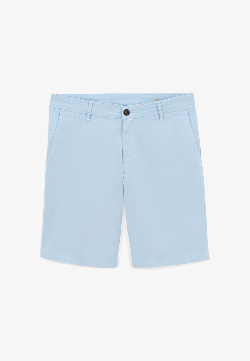 Pantalones cortos de algodón azul claro con cierre de botón, dos bolsillos laterales y una textura suave. El diseño es sencillo y sin adornos.